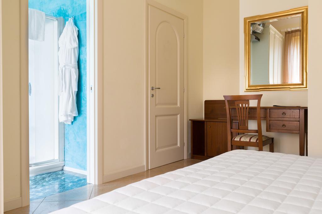 Bed and Breakfast Torre Degli Ulivi Тиньяле Экстерьер фото