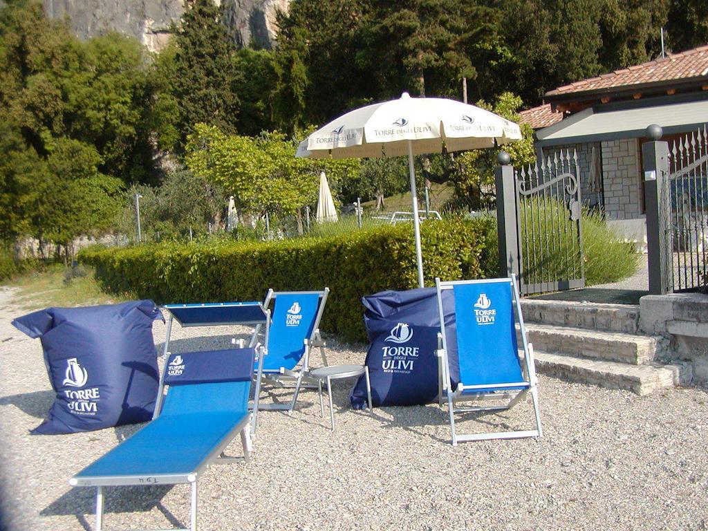 Bed and Breakfast Torre Degli Ulivi Тиньяле Экстерьер фото