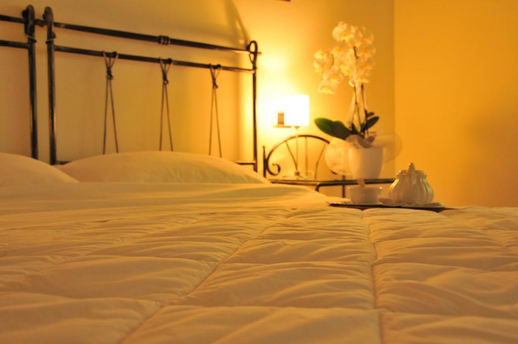 Bed and Breakfast Torre Degli Ulivi Тиньяле Номер фото