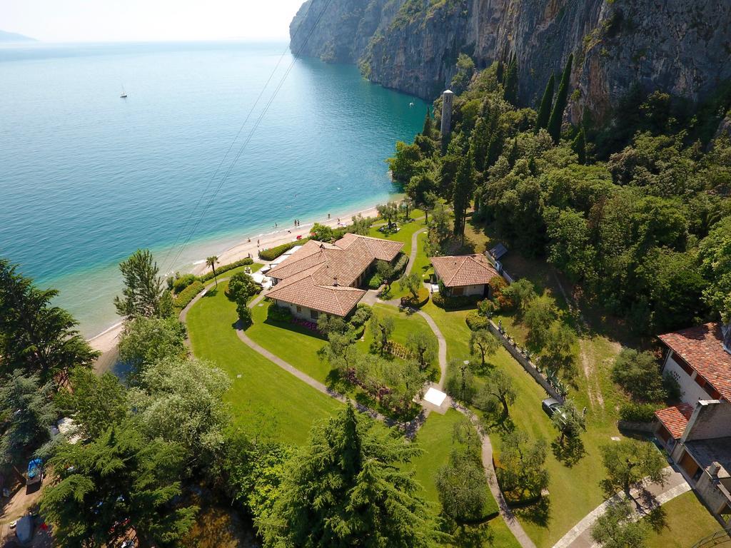 Bed and Breakfast Torre Degli Ulivi Тиньяле Экстерьер фото