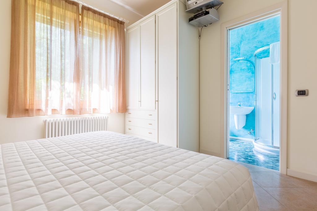 Bed and Breakfast Torre Degli Ulivi Тиньяле Экстерьер фото