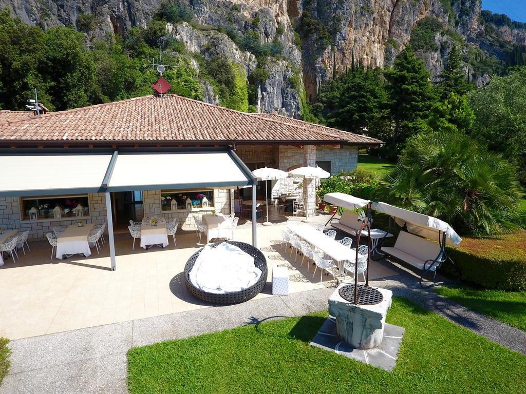 Bed and Breakfast Torre Degli Ulivi Тиньяле Экстерьер фото
